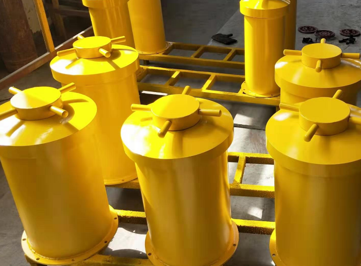 阳东凯龙矿山设备的抗爆容器材质与尺寸
