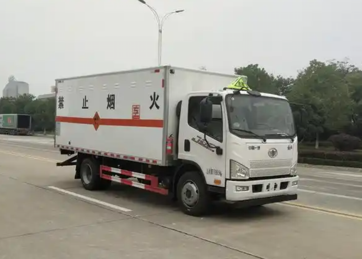 阳东爆破器材运输车可以上高速吗？